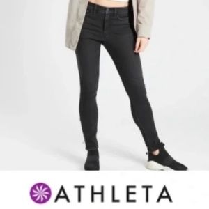 Athleta 6 Sculptek Ultra Skinny Jean in Black — High waist